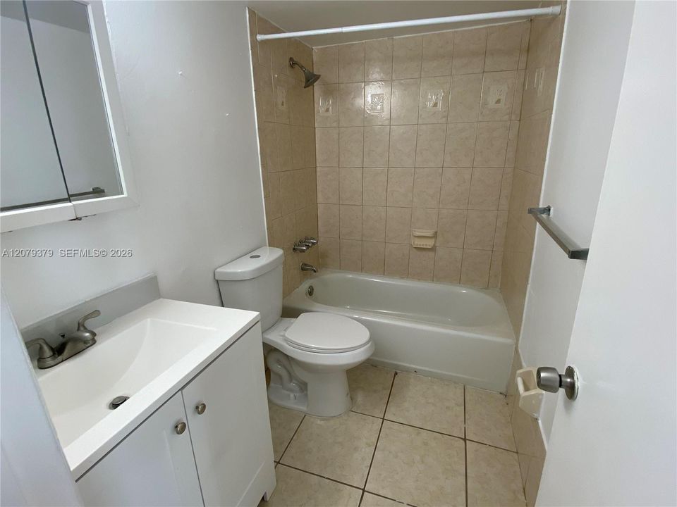 For Rent: $1,890 (2 beds, 2 baths, 1036 Square Feet)