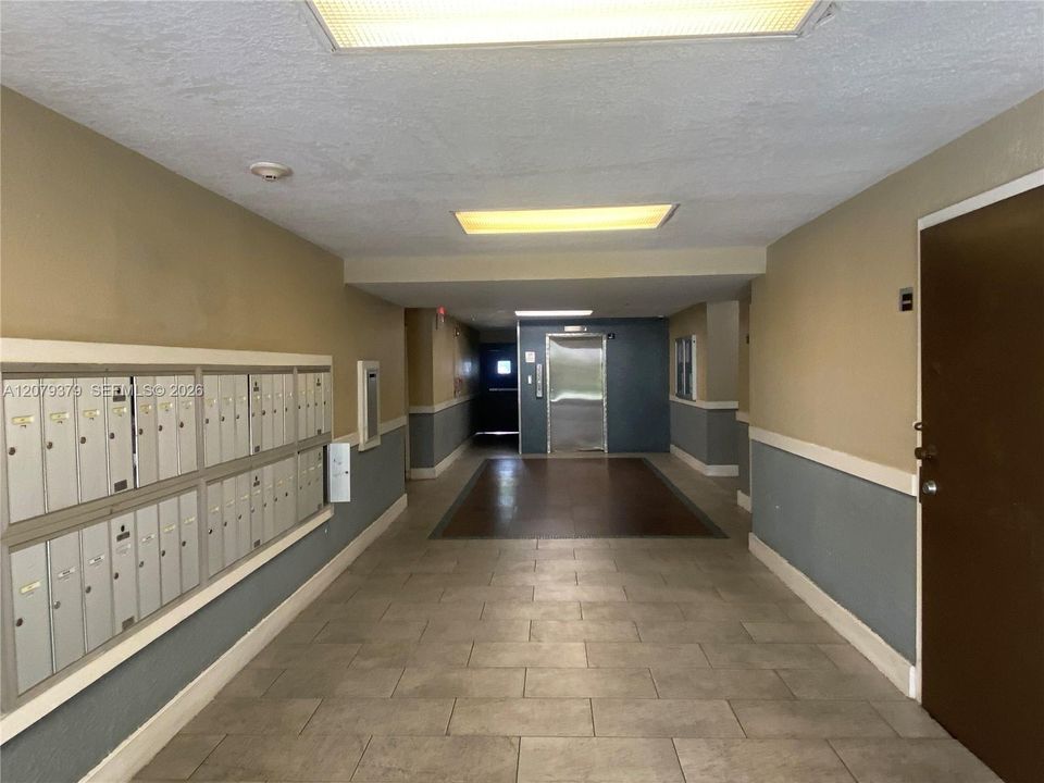 For Rent: $1,890 (2 beds, 2 baths, 1036 Square Feet)