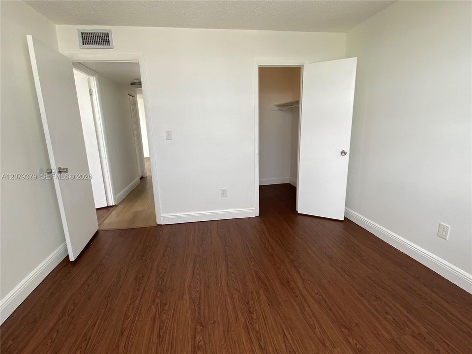 For Rent: $1,890 (2 beds, 2 baths, 1036 Square Feet)