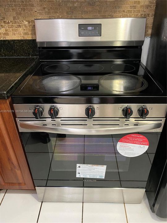 For Rent: $1,890 (2 beds, 2 baths, 1036 Square Feet)