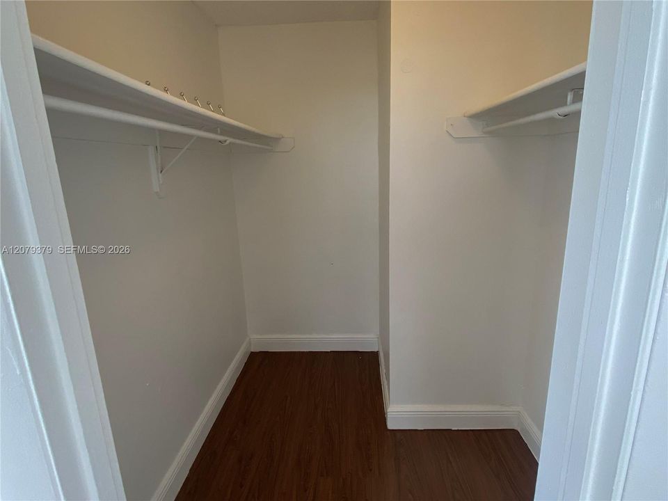 For Rent: $1,890 (2 beds, 2 baths, 1036 Square Feet)
