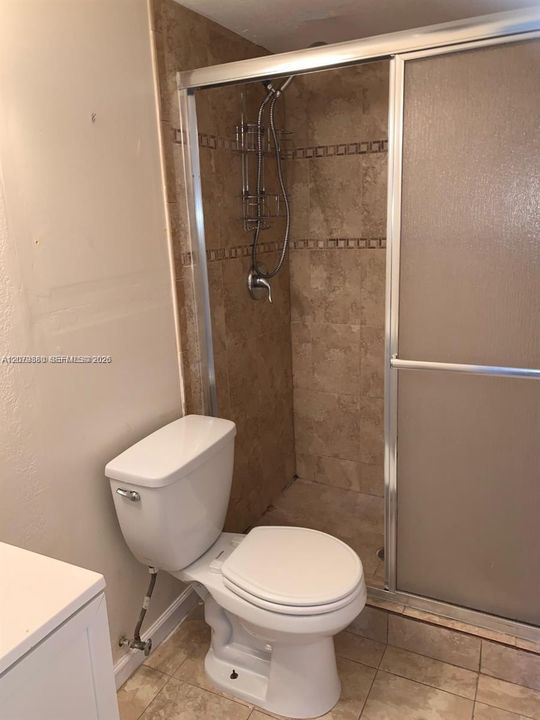 En Venta: $199,990 (2 camas, 2 baños, 950 Pies cuadrados)