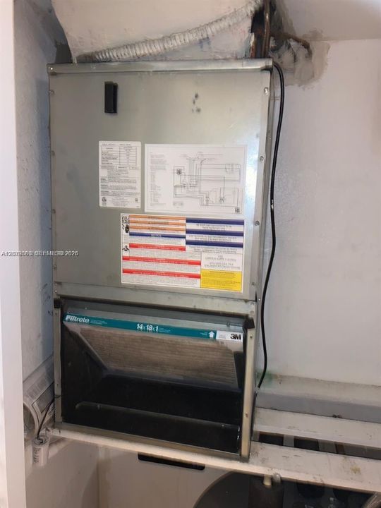 En Venta: $199,990 (2 camas, 2 baños, 950 Pies cuadrados)