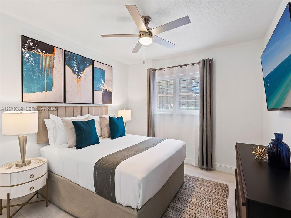 For Sale: $2,590,000 (6 beds, 6 baths, 3761 Square Feet)