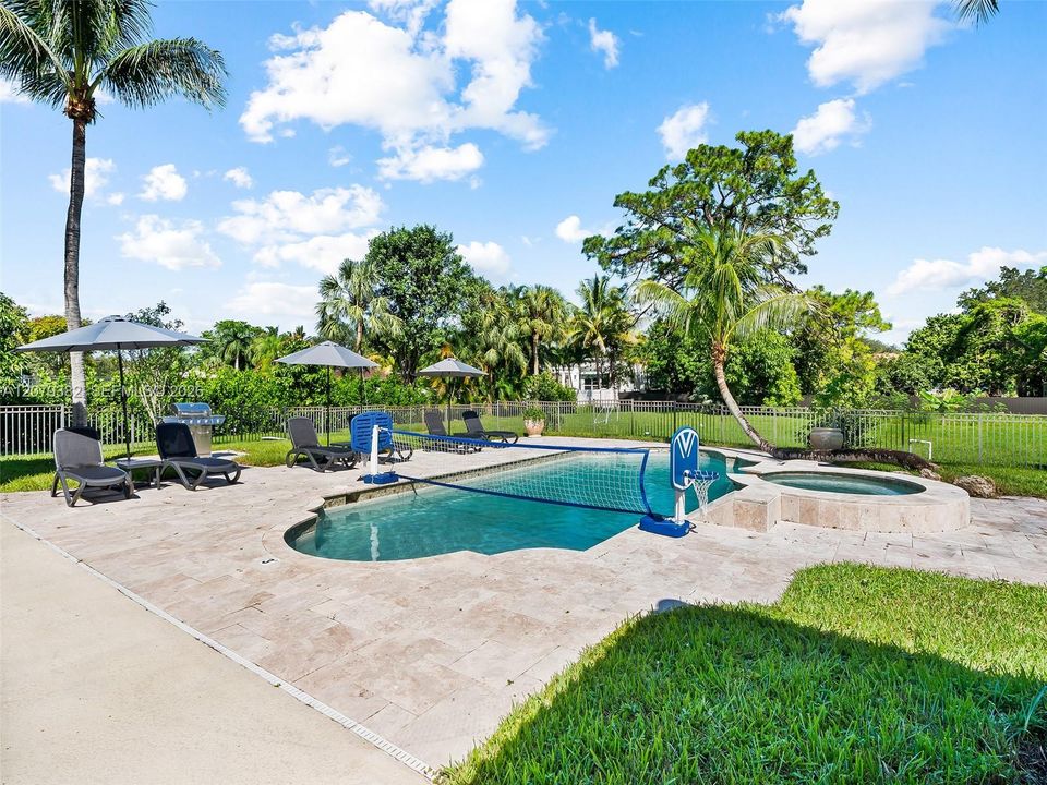 For Sale: $2,590,000 (6 beds, 6 baths, 3761 Square Feet)
