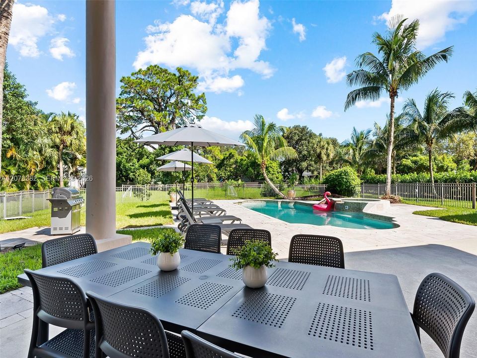 For Sale: $2,590,000 (6 beds, 6 baths, 3761 Square Feet)