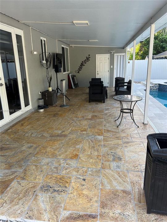 For Rent: $3,800 (2 beds, 2 baths, 1561 Square Feet)