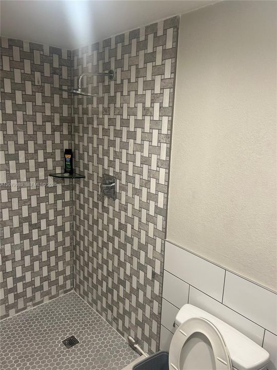 For Rent: $3,800 (2 beds, 2 baths, 1561 Square Feet)