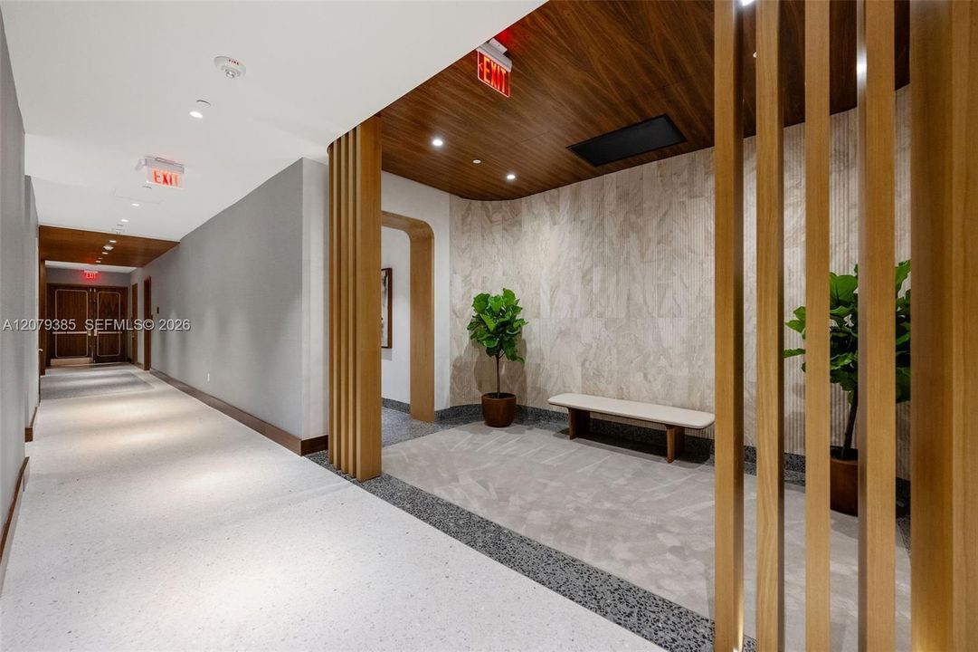 En Venta: $1,599,000 (2 camas, 2 baños, 845 Pies cuadrados)