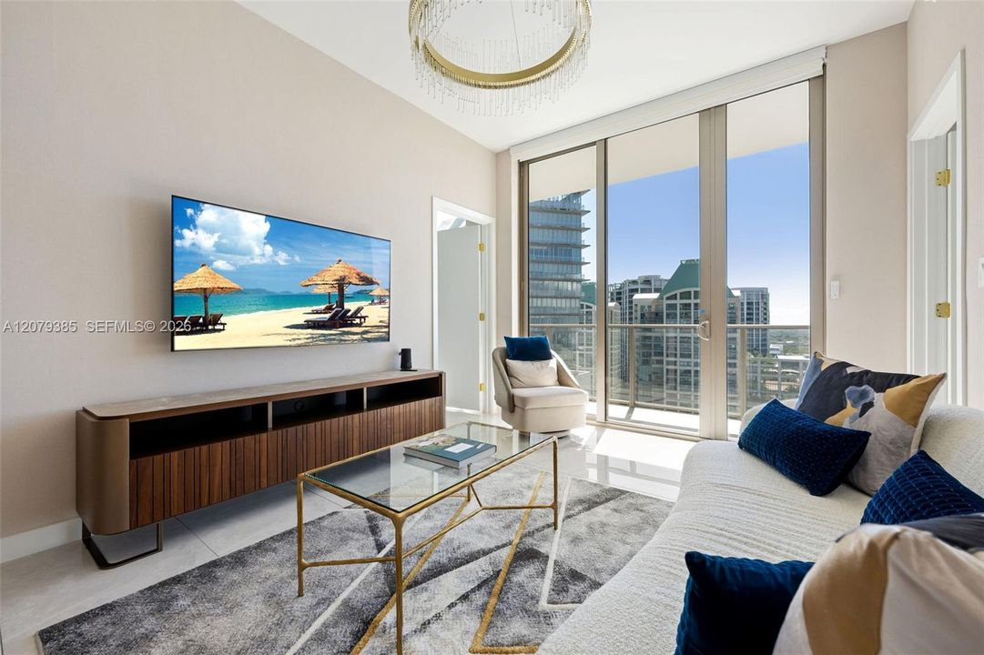 En Venta: $1,599,000 (2 camas, 2 baños, 845 Pies cuadrados)