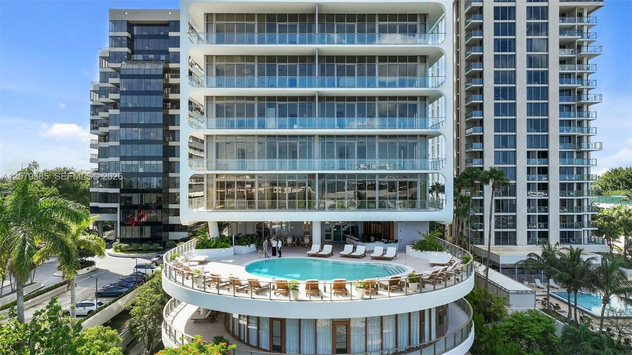 En Venta: $1,599,000 (2 camas, 2 baños, 845 Pies cuadrados)