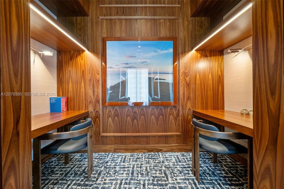En Venta: $1,599,000 (2 camas, 2 baños, 845 Pies cuadrados)