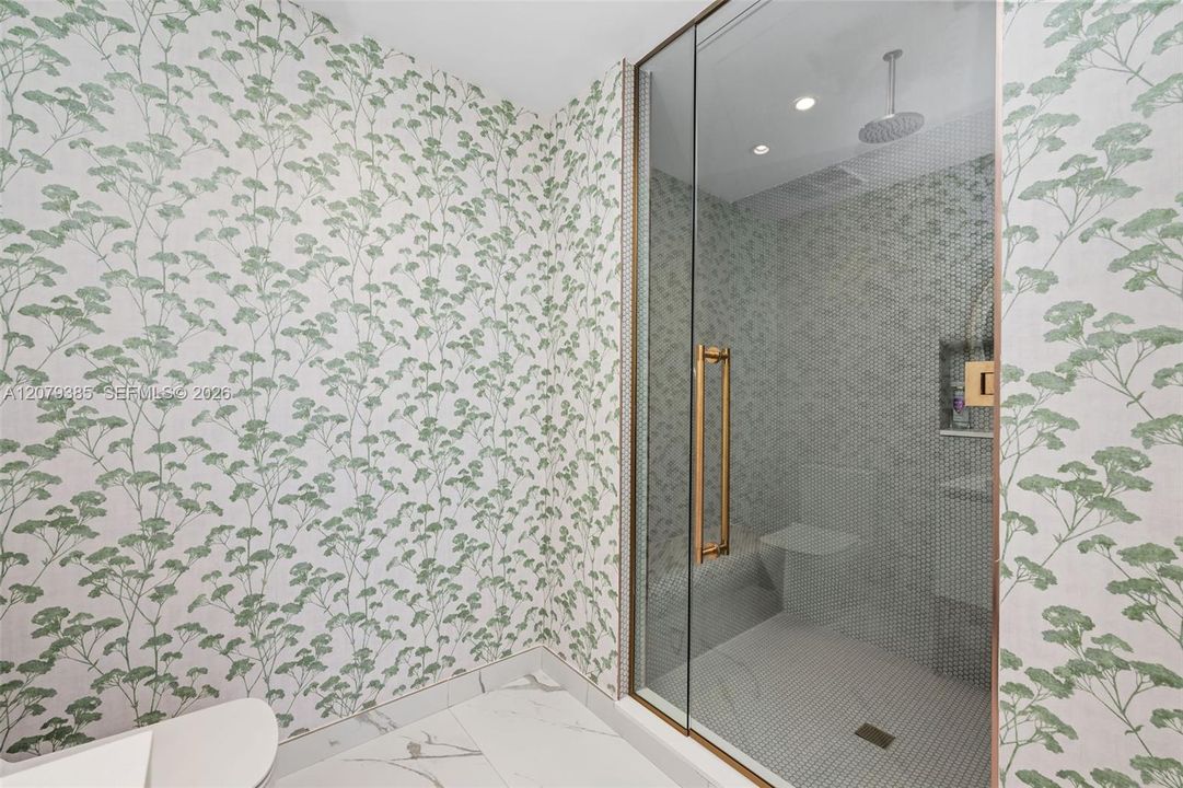 En Venta: $1,599,000 (2 camas, 2 baños, 845 Pies cuadrados)