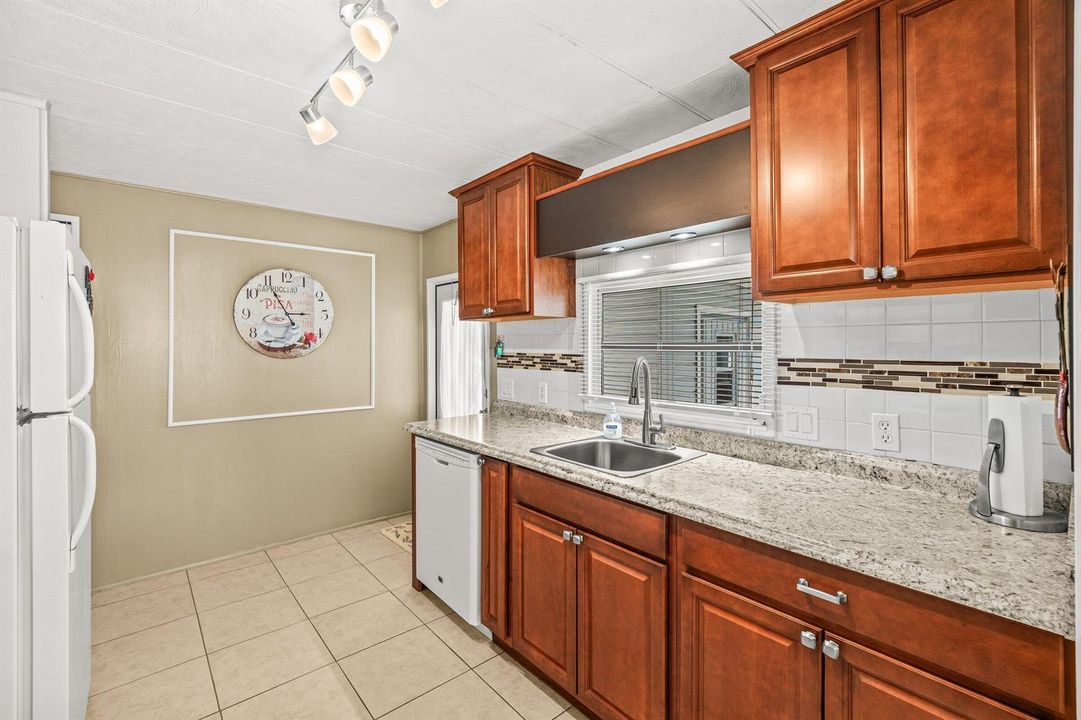 009-8350EastClubRoad-BocaRaton-FL-33433-