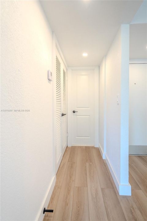 For Rent: $2,150 (1 beds, 1 baths, 780 Square Feet)