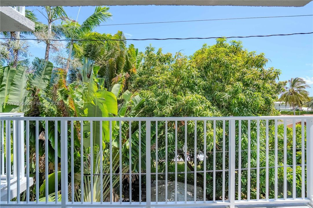 For Rent: $2,150 (1 beds, 1 baths, 780 Square Feet)