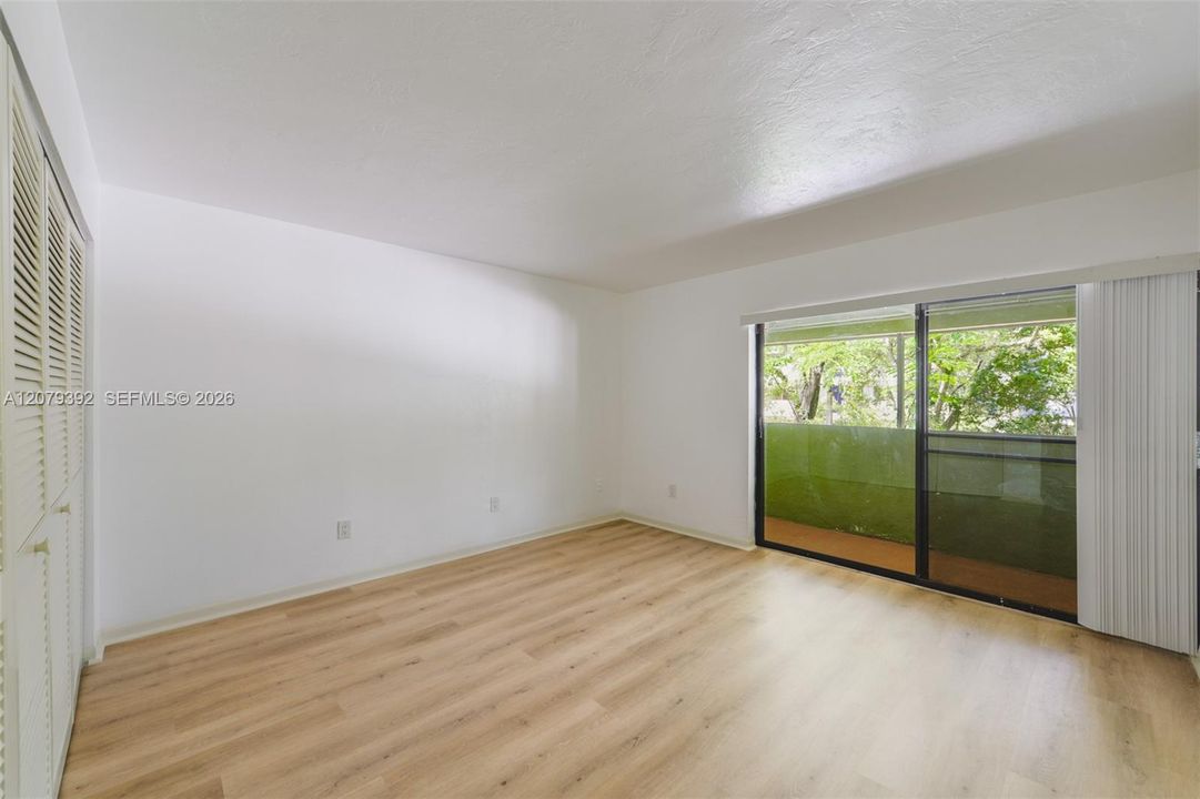 For Rent: $2,900 (2 beds, 2 baths, 954 Square Feet)