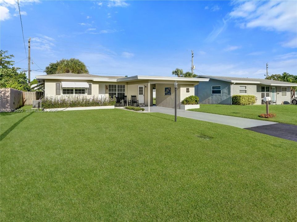 For Sale: $439,900 (3 beds, 1 baths, 1092 Square Feet)