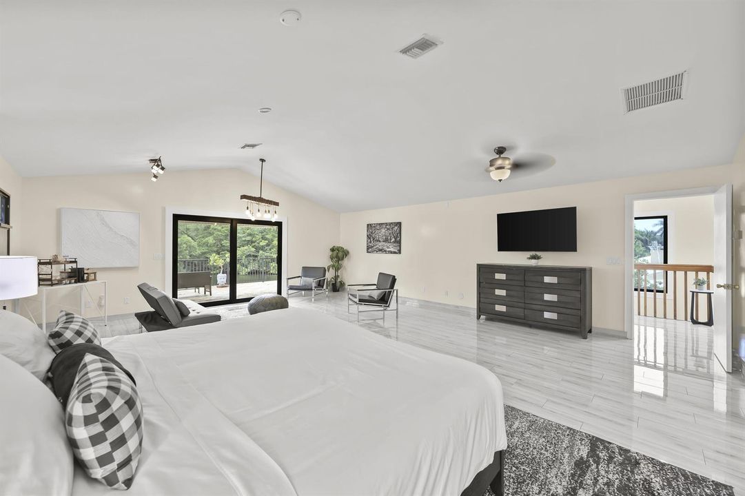 4406 SW 35th Ave - 43.jpg-FULL