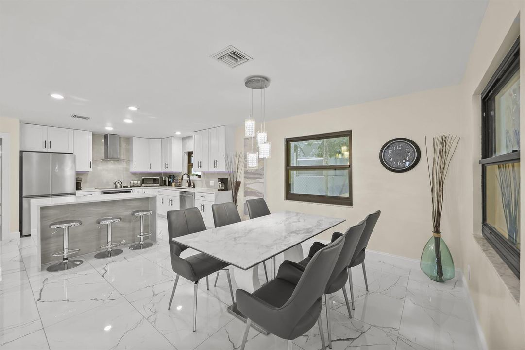 4406 SW 35th Ave - 13.jpg-FULL