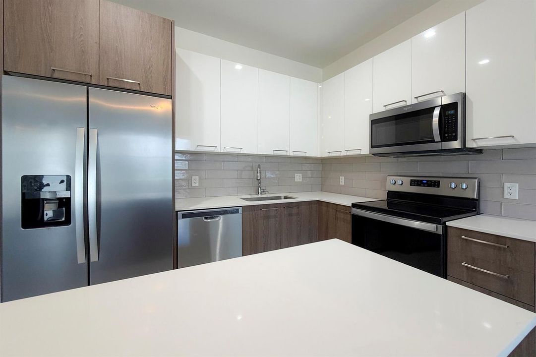 6 Kitchen Close Up