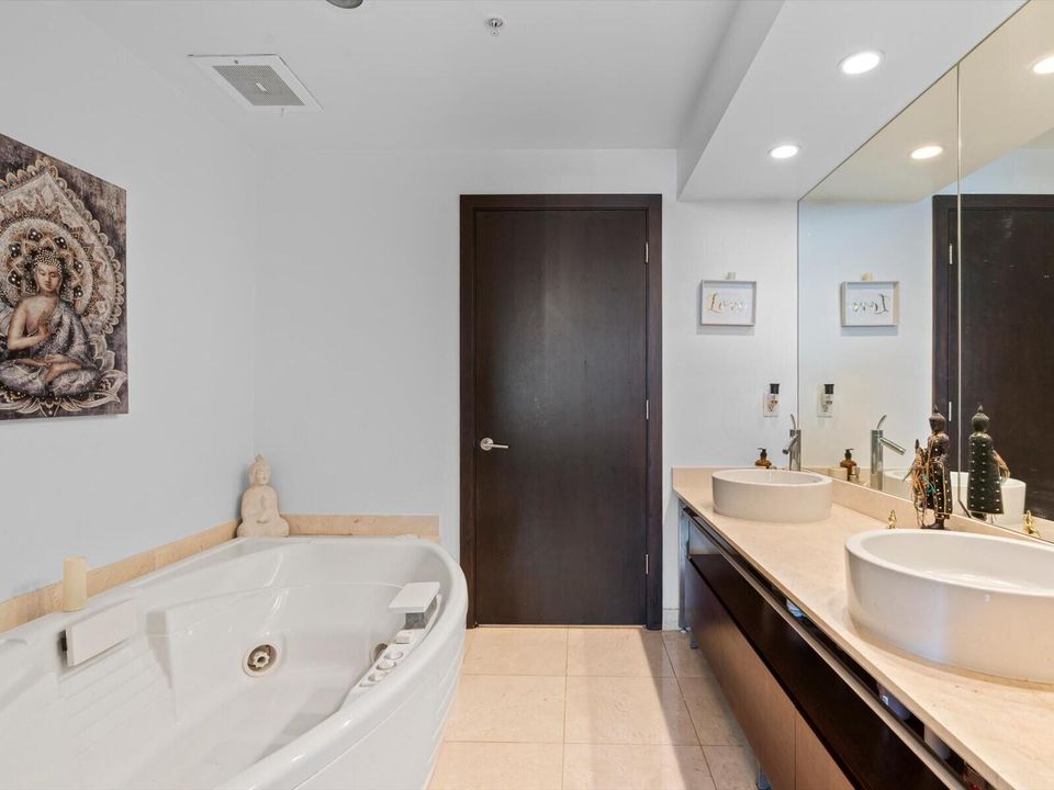 18-Bathroom