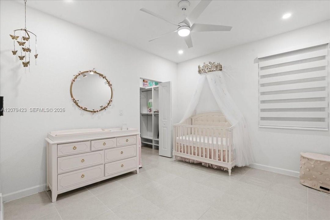 For Sale: $1,375,000 (5 beds, 4 baths, 2838 Square Feet)