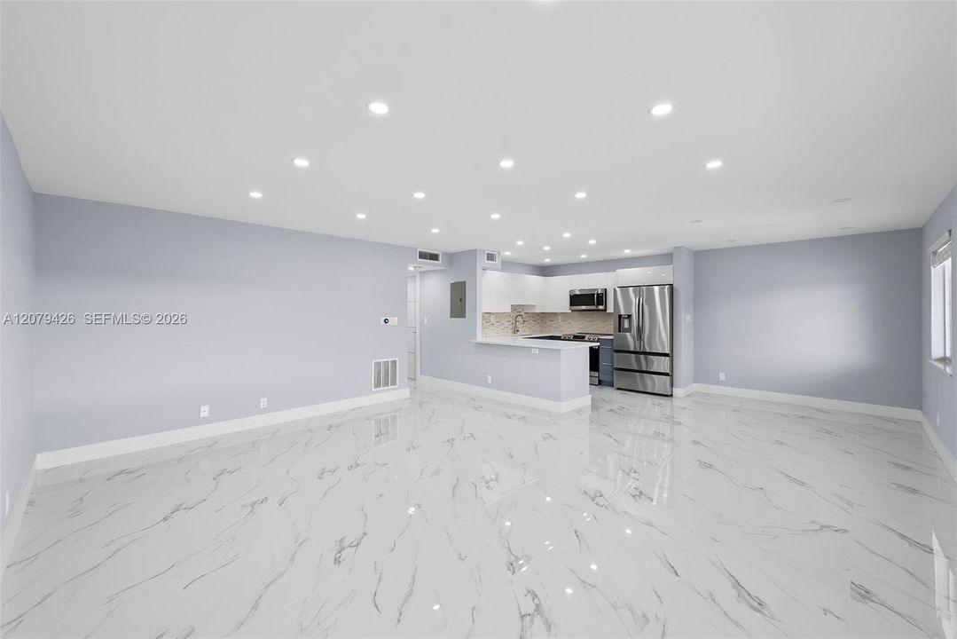 В аренду: $2,950 (2 спален, 2 ванн, 952 Квадратных фут)