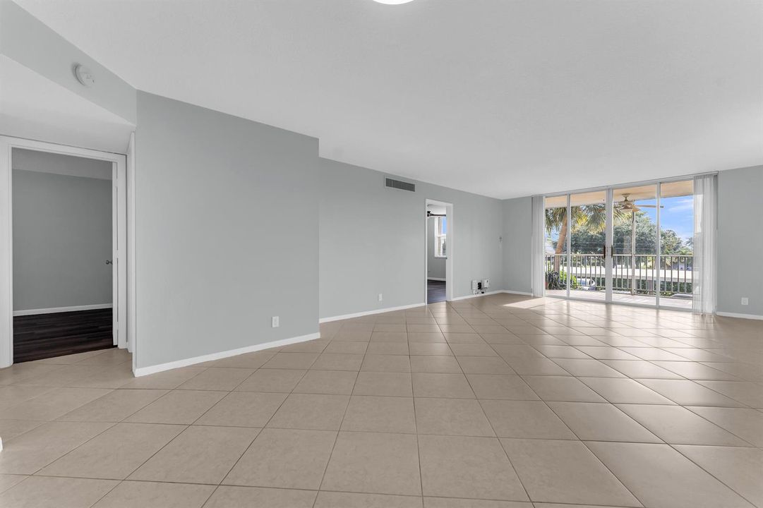 Living Dining hall to front bedrm