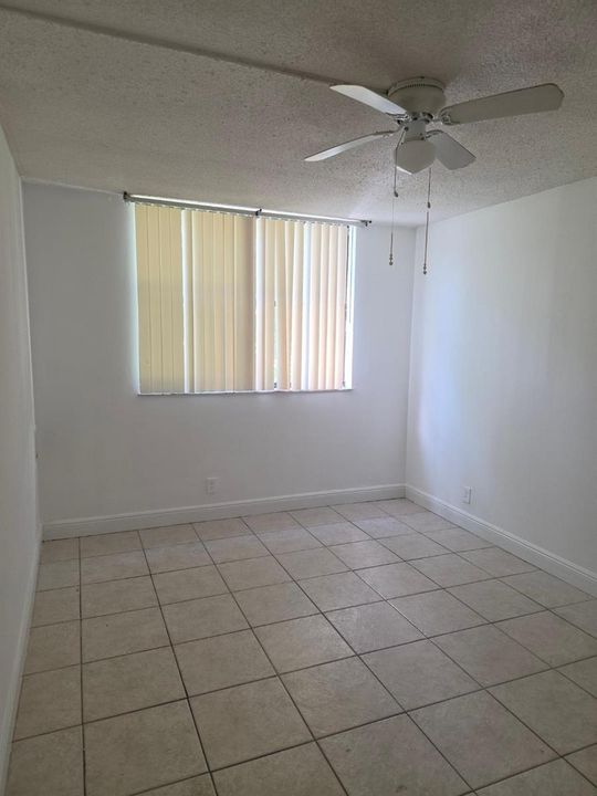 2401 RIVERSIDE APT 306 BEDROOM 1