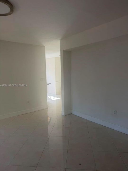 For Rent: $4,200 (4 beds, 2 baths, 2416 Square Feet)