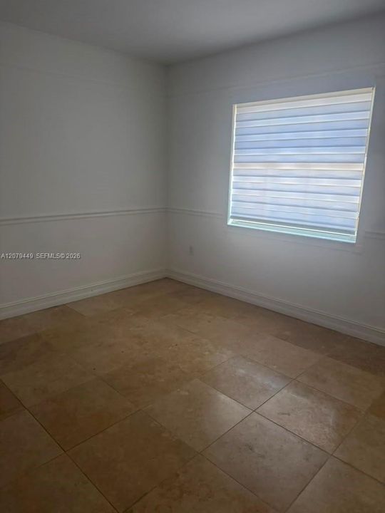 For Rent: $4,200 (4 beds, 2 baths, 2416 Square Feet)