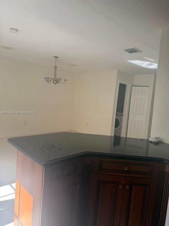 For Rent: $4,200 (4 beds, 2 baths, 2416 Square Feet)