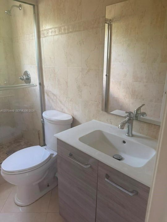 For Rent: $4,200 (4 beds, 2 baths, 2416 Square Feet)