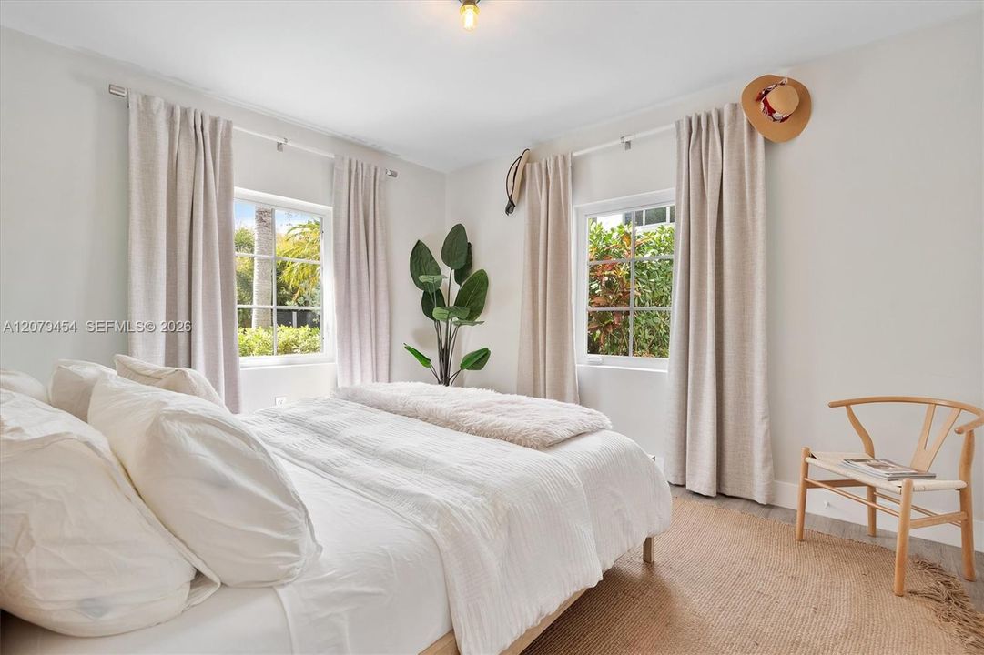 For Rent: $8,500 (3 beds, 2 baths, 1225 Square Feet)