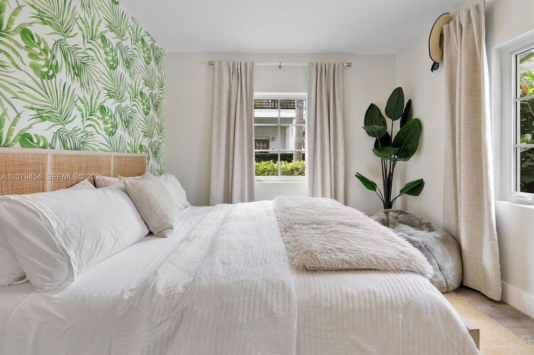 For Rent: $8,500 (3 beds, 2 baths, 1225 Square Feet)