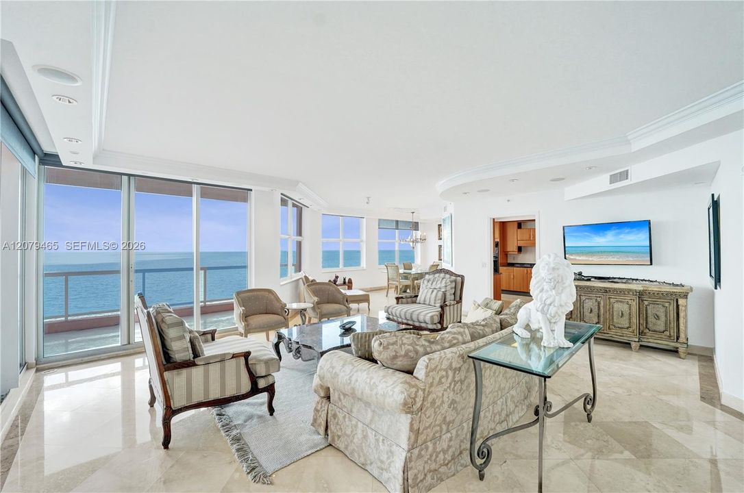 For Sale: $1,999,500 (3 beds, 2 baths, 2623 Square Feet)