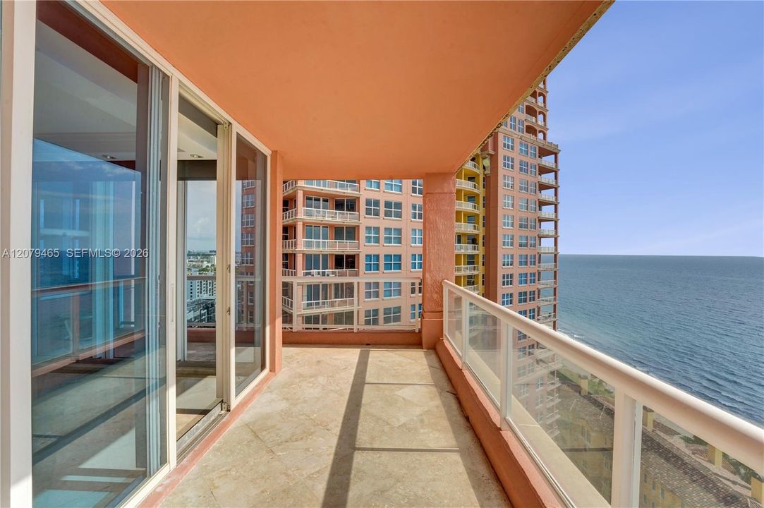 For Sale: $1,999,500 (3 beds, 2 baths, 2623 Square Feet)