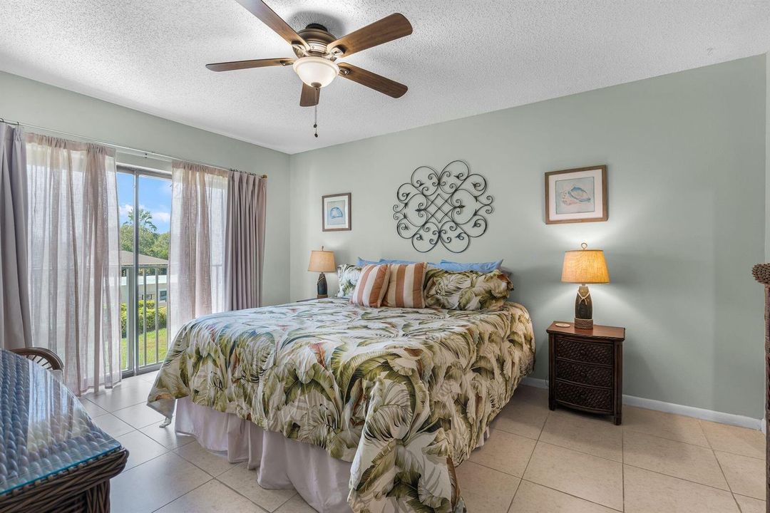 3209-S-Lakeview-Circle-202-HigMedia-038