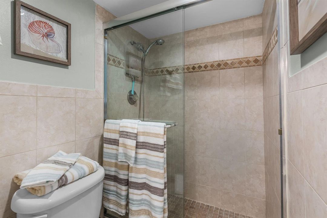 3209-S-Lakeview-Circle-202-HigMedia-046