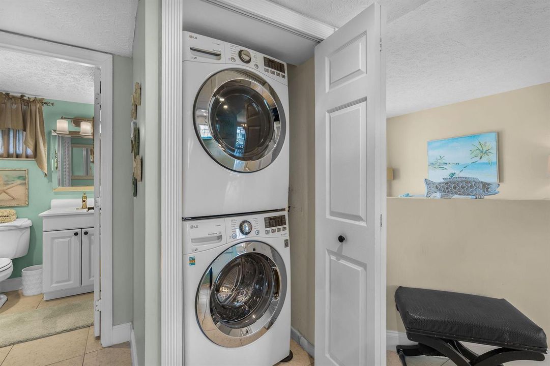 3209-S-Lakeview-Circle-202-HigMedia-047