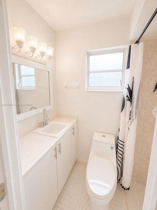 En Venta: $239,000 (3 camas, 2 baños, 1446 Pies cuadrados)