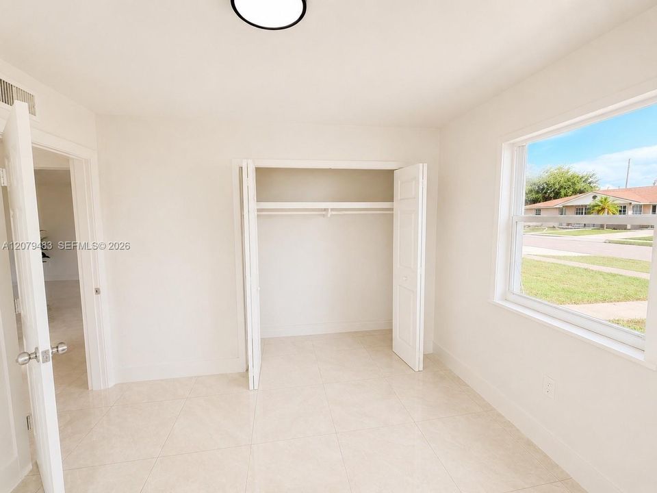 En Venta: $239,000 (3 camas, 2 baños, 1446 Pies cuadrados)
