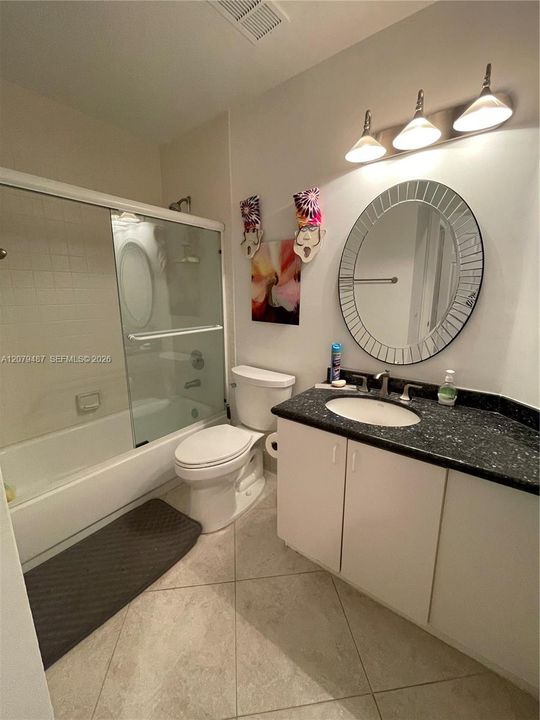 В аренду: $2,500 (2 спален, 2 ванн, 1377 Квадратных фут)