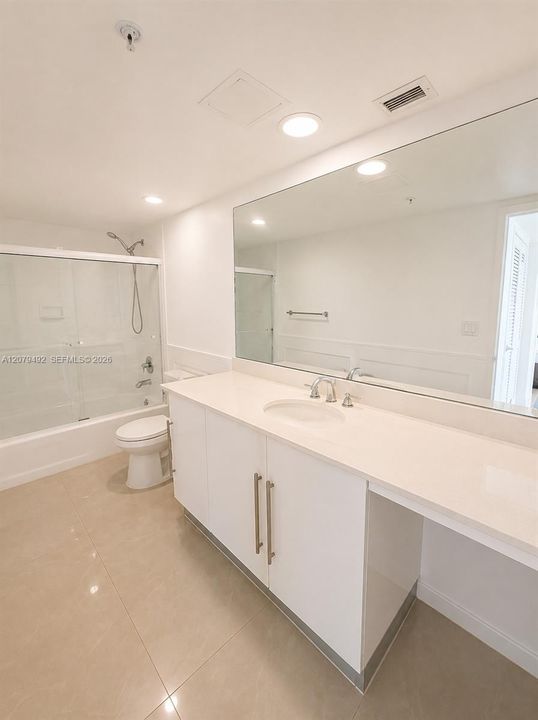 В аренду: $3,250 (2 спален, 2 ванн, 1288 Квадратных фут)