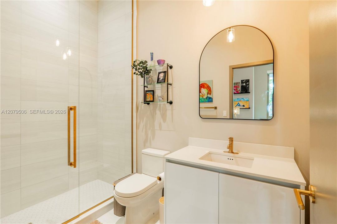En Venta: $2,500,000 (2 camas, 2 baños, 1529 Pies cuadrados)