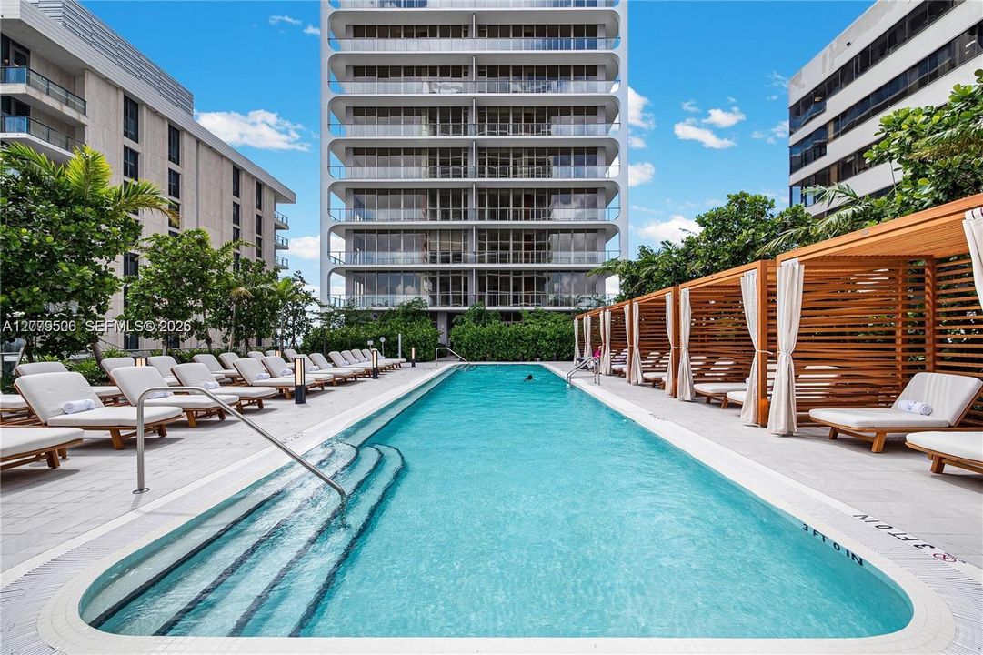 En Venta: $2,500,000 (2 camas, 2 baños, 1529 Pies cuadrados)