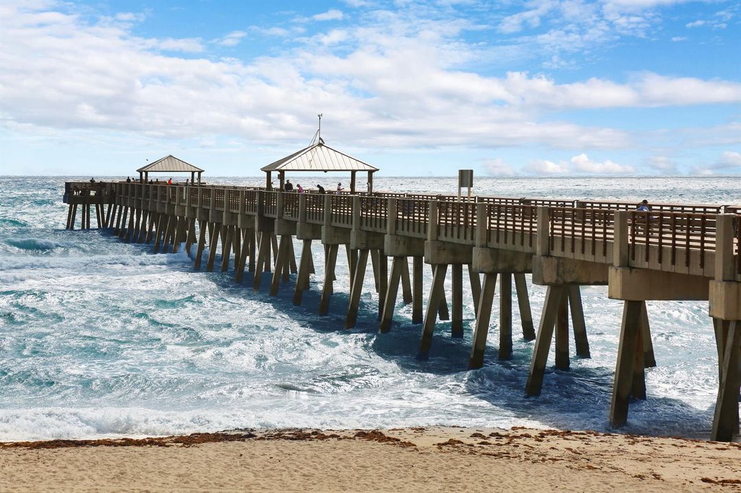 Pier at Juno Beach