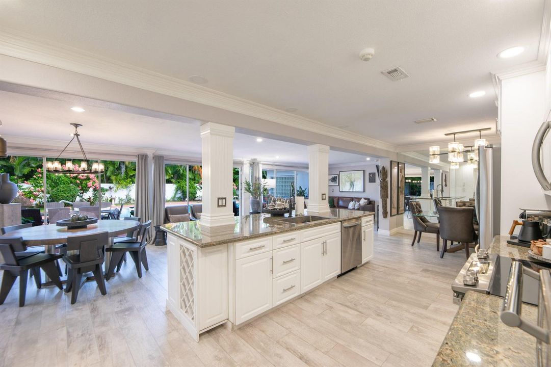 Open Kitchen