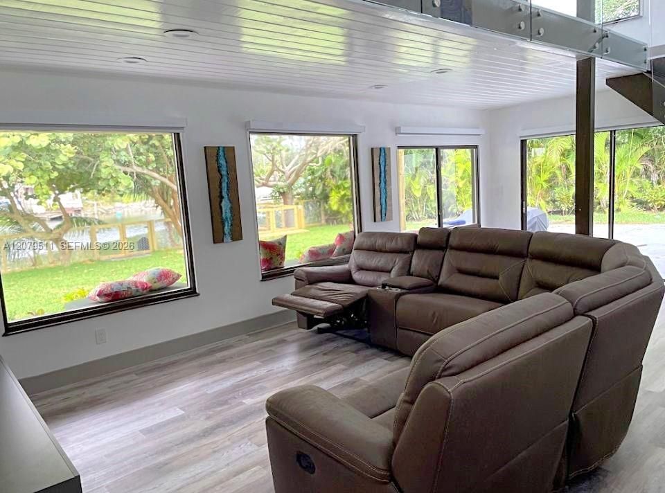 En Renta: $4,300 (4 camas, 2 baños, 2352 Pies cuadrados)